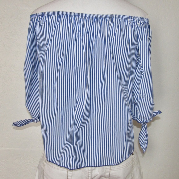 Off Shoulder Embroidered Striped Top. - Picture 6 of 8